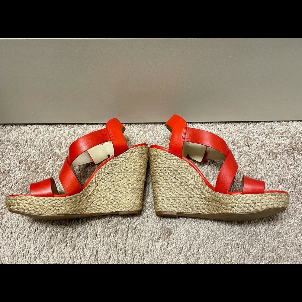 Michael Kors coral sandals - Picture 5 of 6